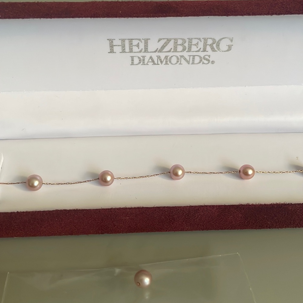 Freshwater Pearl Bracelet in 14K Yellow Gold